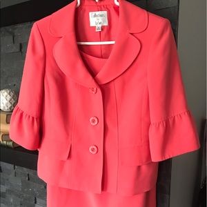 2 piece Suit in “Melon” Collections fo Le Suit